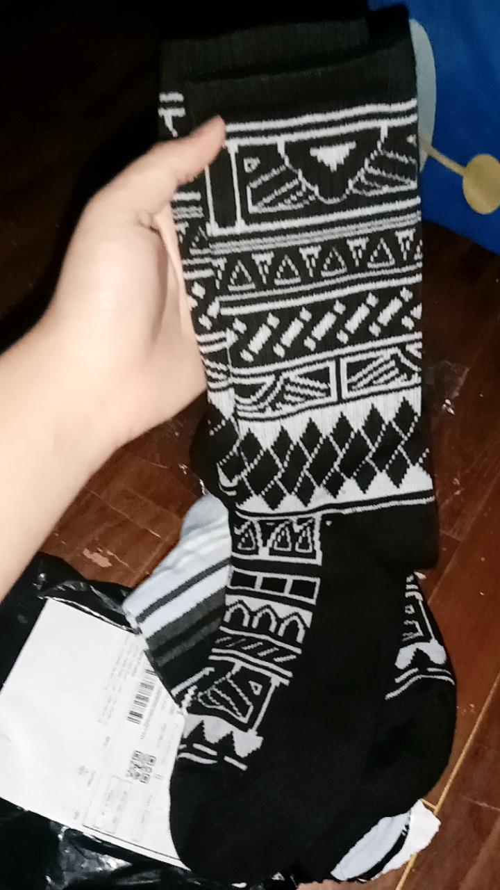 THE HAWKING - Kaos Kaki Oldschool Unisex Mid Calf Motif Tribal Signature Series - Foto ulasan pembeli