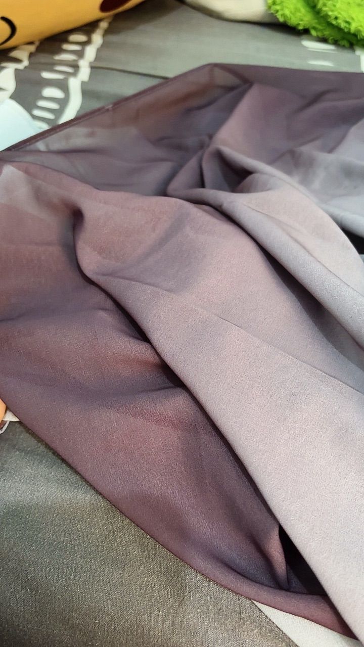 Timcraft Pashmina Ceruty Baby Doll Gradasi Ombre Two Tone - Foto ulasan pembeli