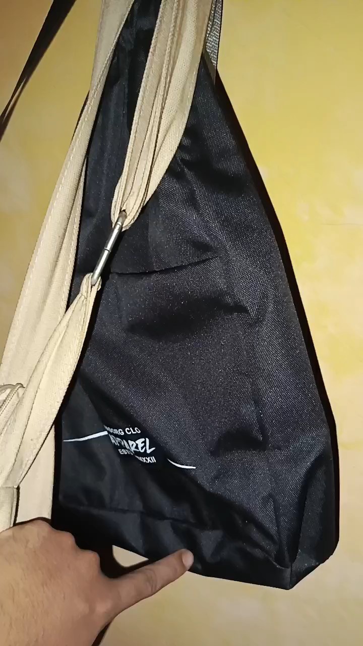 V3 Tas Ransel Pria Hitam Anti Air Multi Fungsi - Foto ulasan pembeli