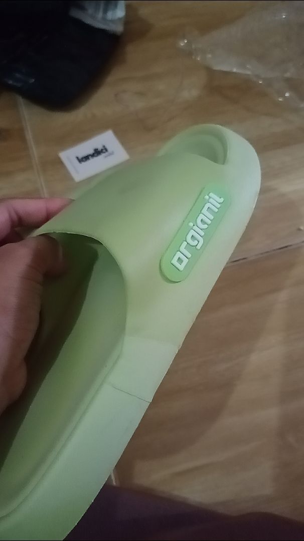 VOOVA Sandal Selop Wanita Empuk Anti Slip - Foto ulasan pembeli