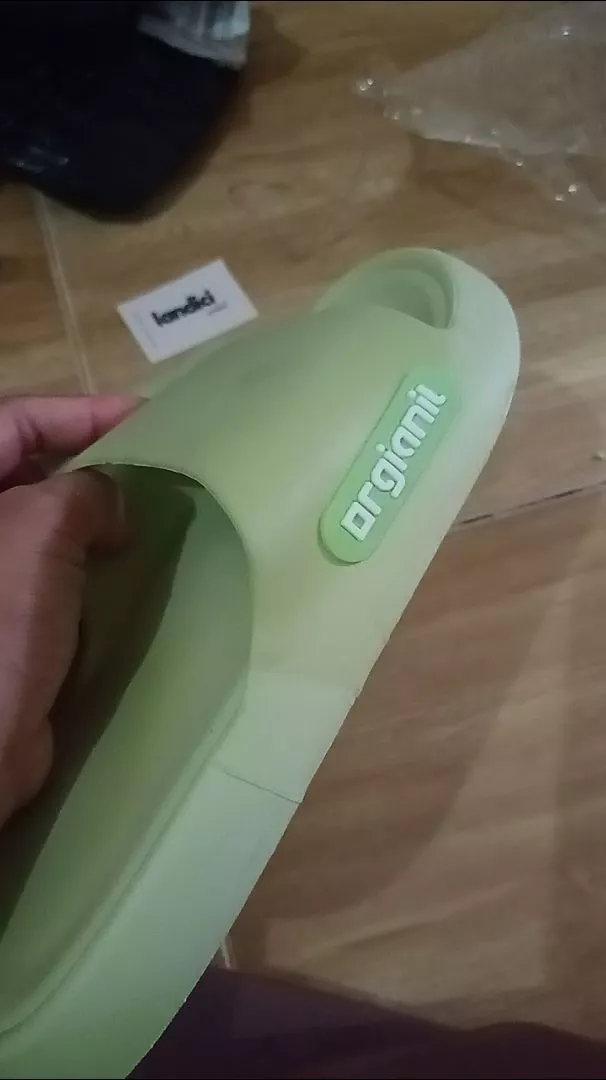 VOOVA Sandal Selop Wanita Empuk Anti Slip - Foto ulasan pembeli