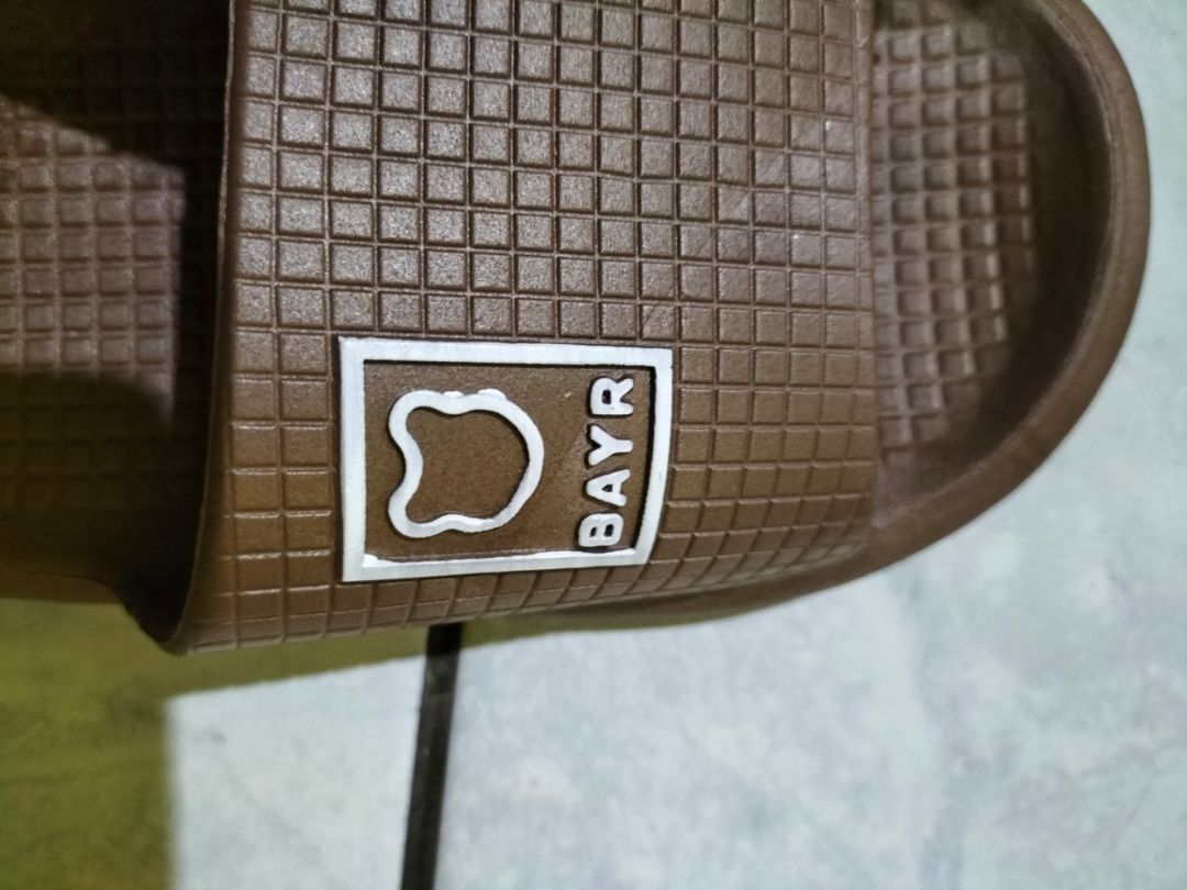 VOOVA Sandal Selop Wanita Pria Sol Empuk Anti Slip - Foto ulasan pembeli