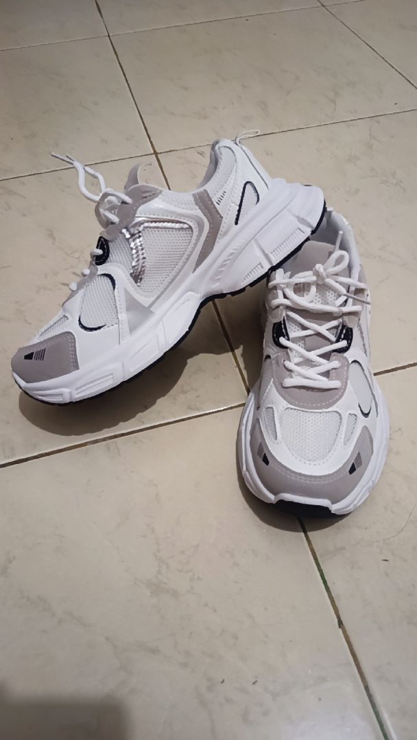 vela sepatu wanita flatshoes sneakers korean style putih olahraga sekolah running anak perempuan - Foto ulasan pembeli