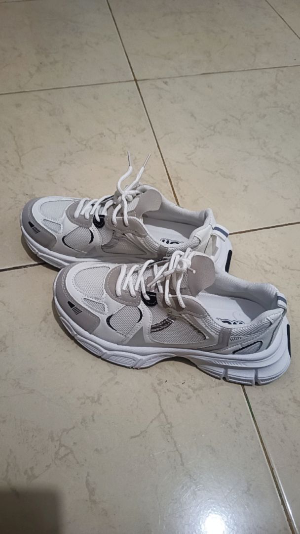 vela sepatu wanita flatshoes sneakers korean style putih olahraga sekolah running anak perempuan - Foto ulasan pembeli
