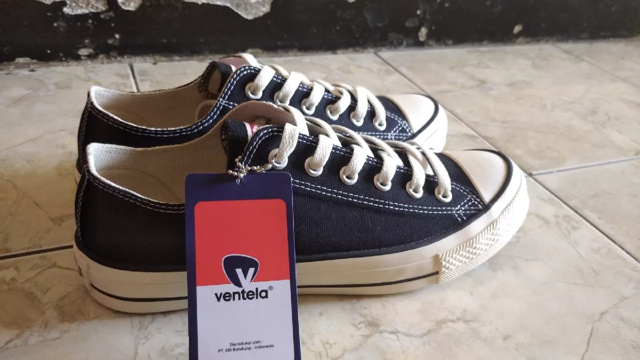 Ventela Ethnic Low Black Natural - Foto ulasan pembeli