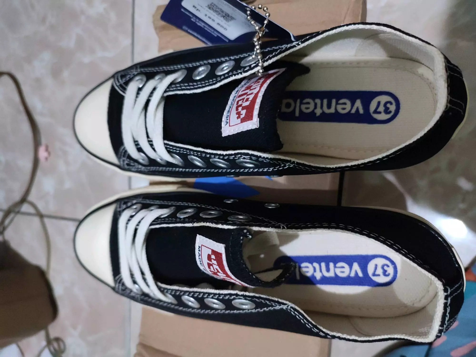 Ventela Ethnic Low Black Natural - Foto ulasan pembeli