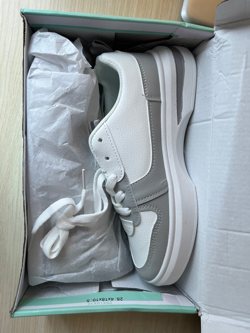 Vera Nevada Livy VN1154 Sepatu Sneakers Wanita Sport Shoes - Foto ulasan pembeli