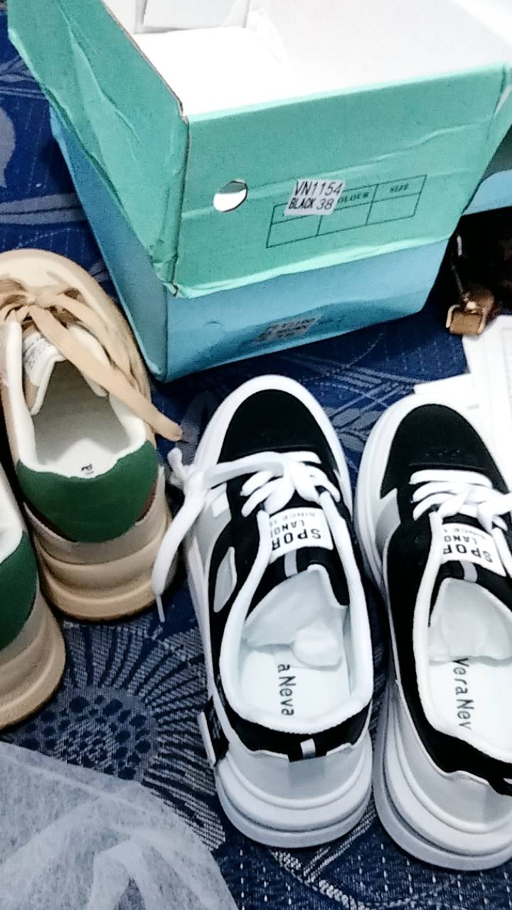 Vera Nevada Livy VN1154 Sepatu Sneakers Wanita Sport Shoes - Foto ulasan pembeli