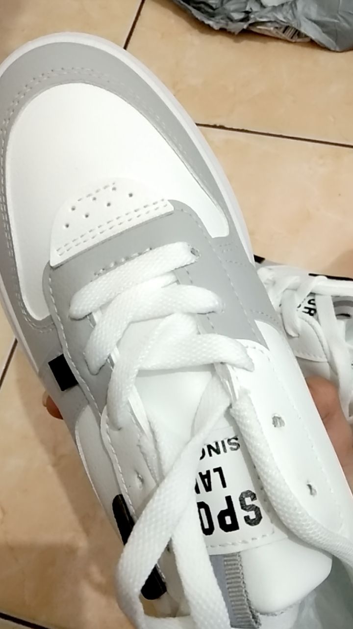 Vera Nevada Livy VN1154 Sepatu Sneakers Wanita Sport Shoes - Foto ulasan pembeli