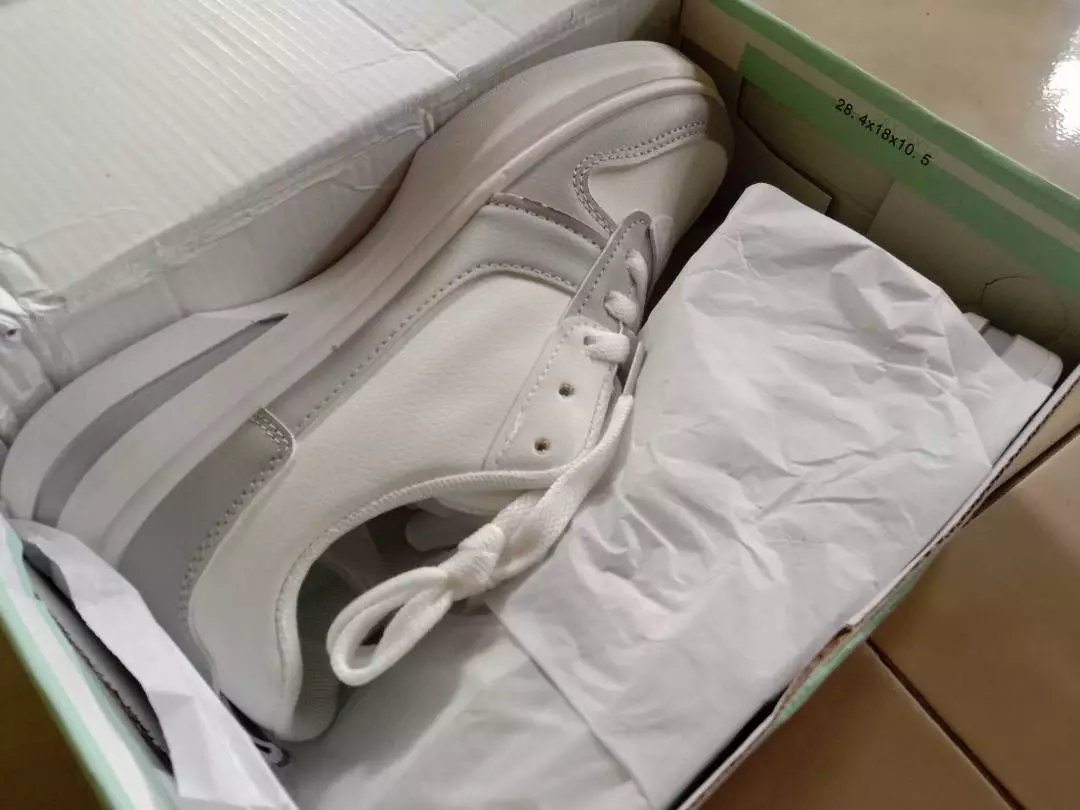Vera Nevada Livy VN1154 Sepatu Sneakers Wanita Sport Shoes - Foto ulasan pembeli