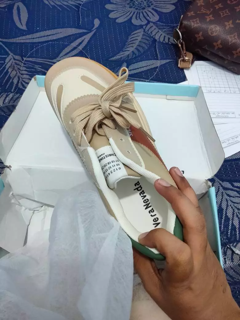 Vera Nevada Livy VN1154 Sepatu Sneakers Wanita Sport Shoes - Foto ulasan pembeli