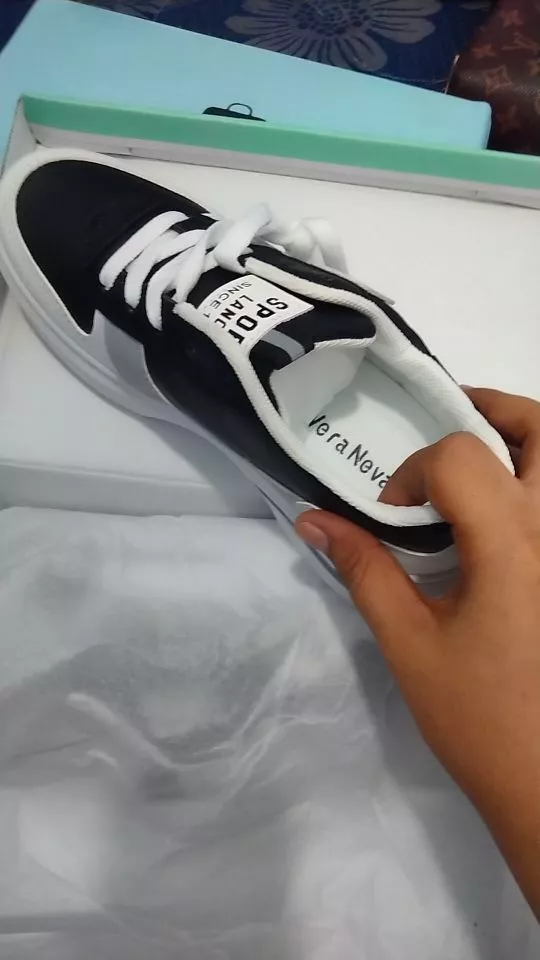 Vera Nevada Livy VN1154 Sepatu Sneakers Wanita Sport Shoes - Foto ulasan pembeli