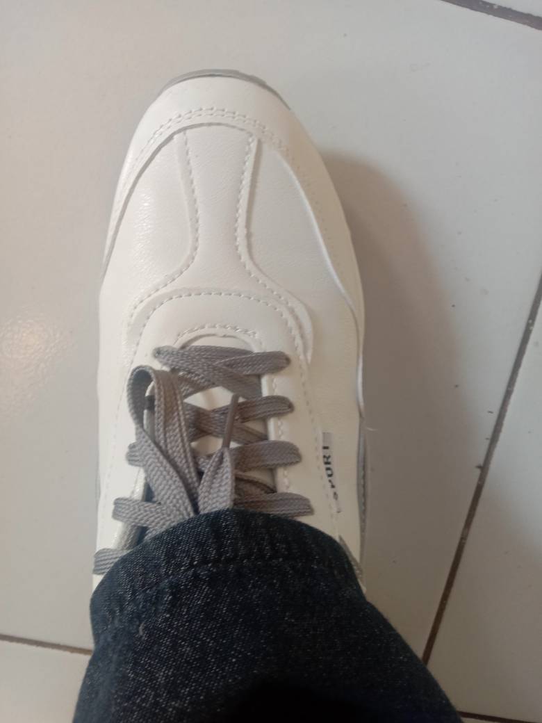 Vera Nevada Sepatu Sneakers Wanita Sport Shoes V01 - Foto ulasan pembeli