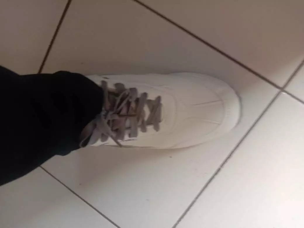 Vera Nevada Sepatu Sneakers Wanita Sport Shoes V01 - Foto ulasan pembeli