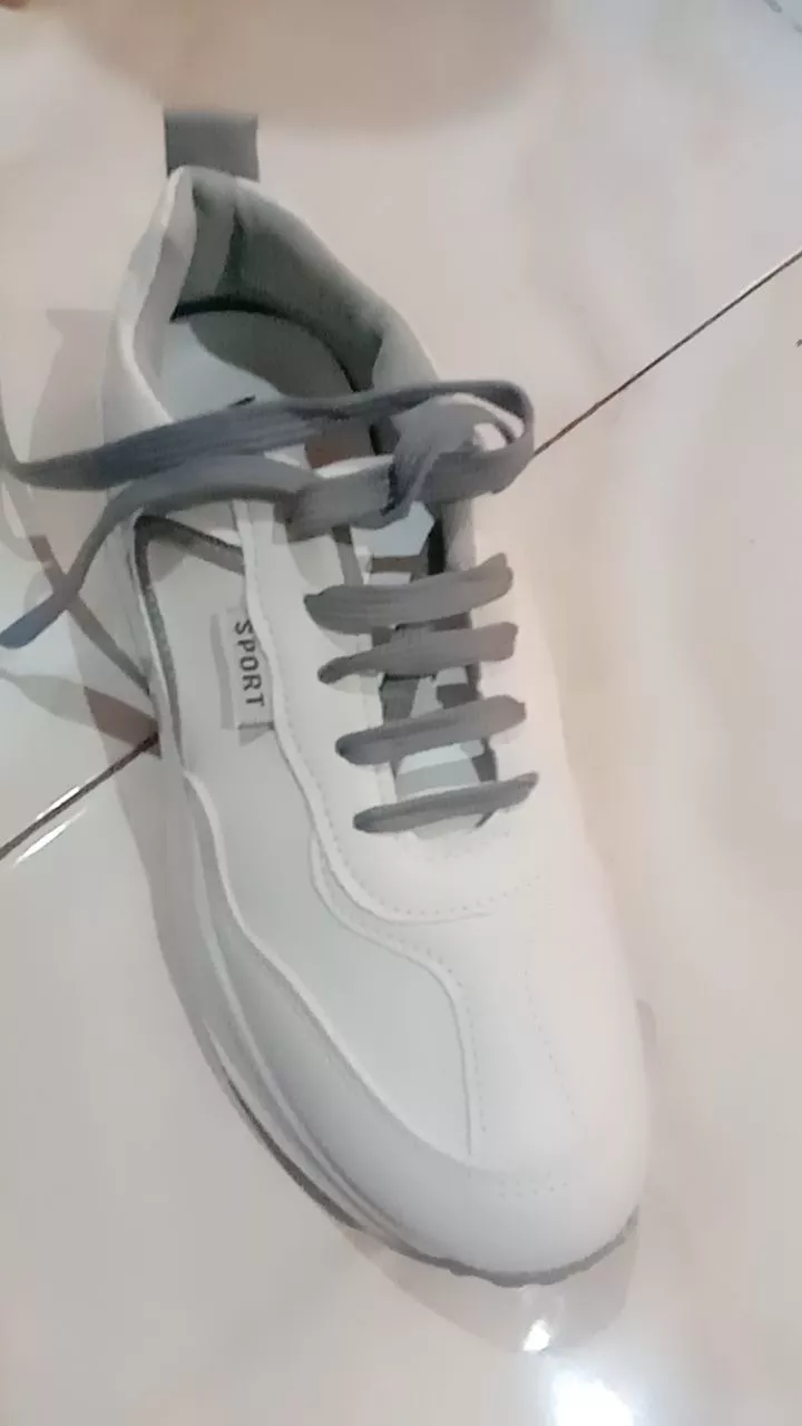 Vera Nevada Sepatu Sneakers Wanita Sport Shoes V01 - Foto ulasan pembeli