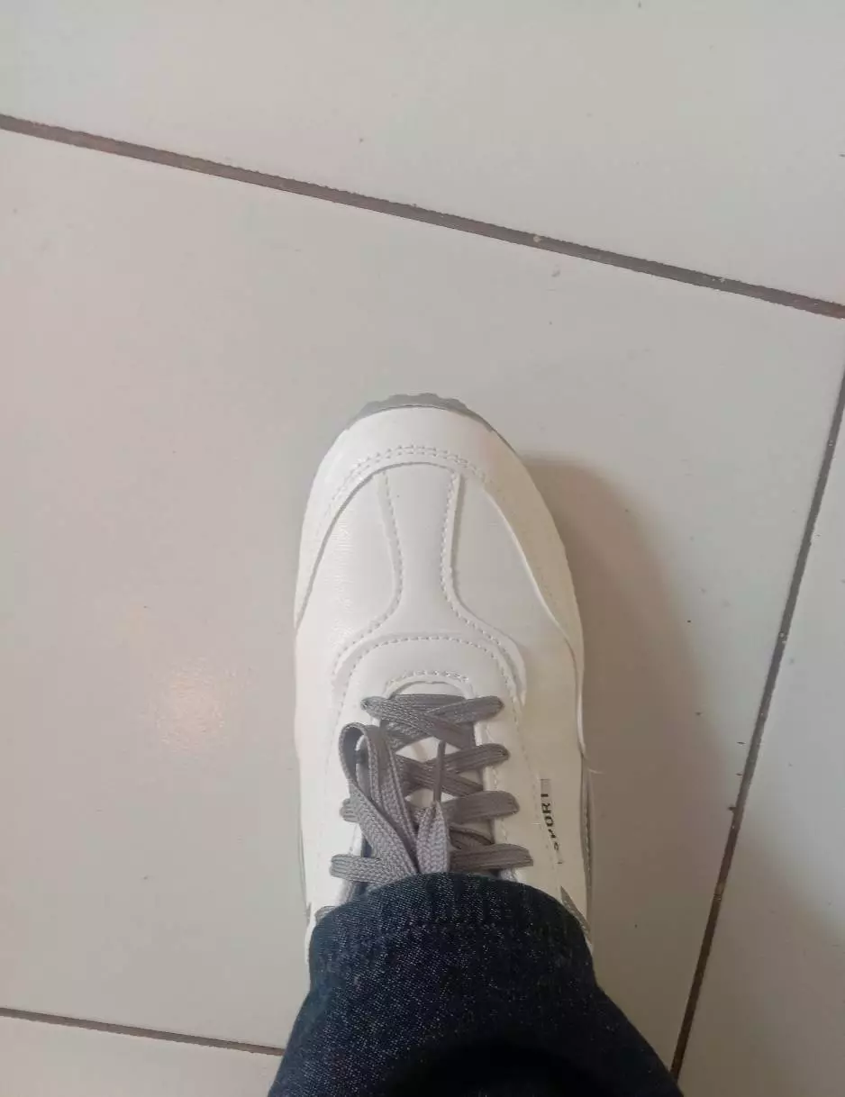Vera Nevada Sepatu Sneakers Wanita Sport Shoes V01 - Foto ulasan pembeli