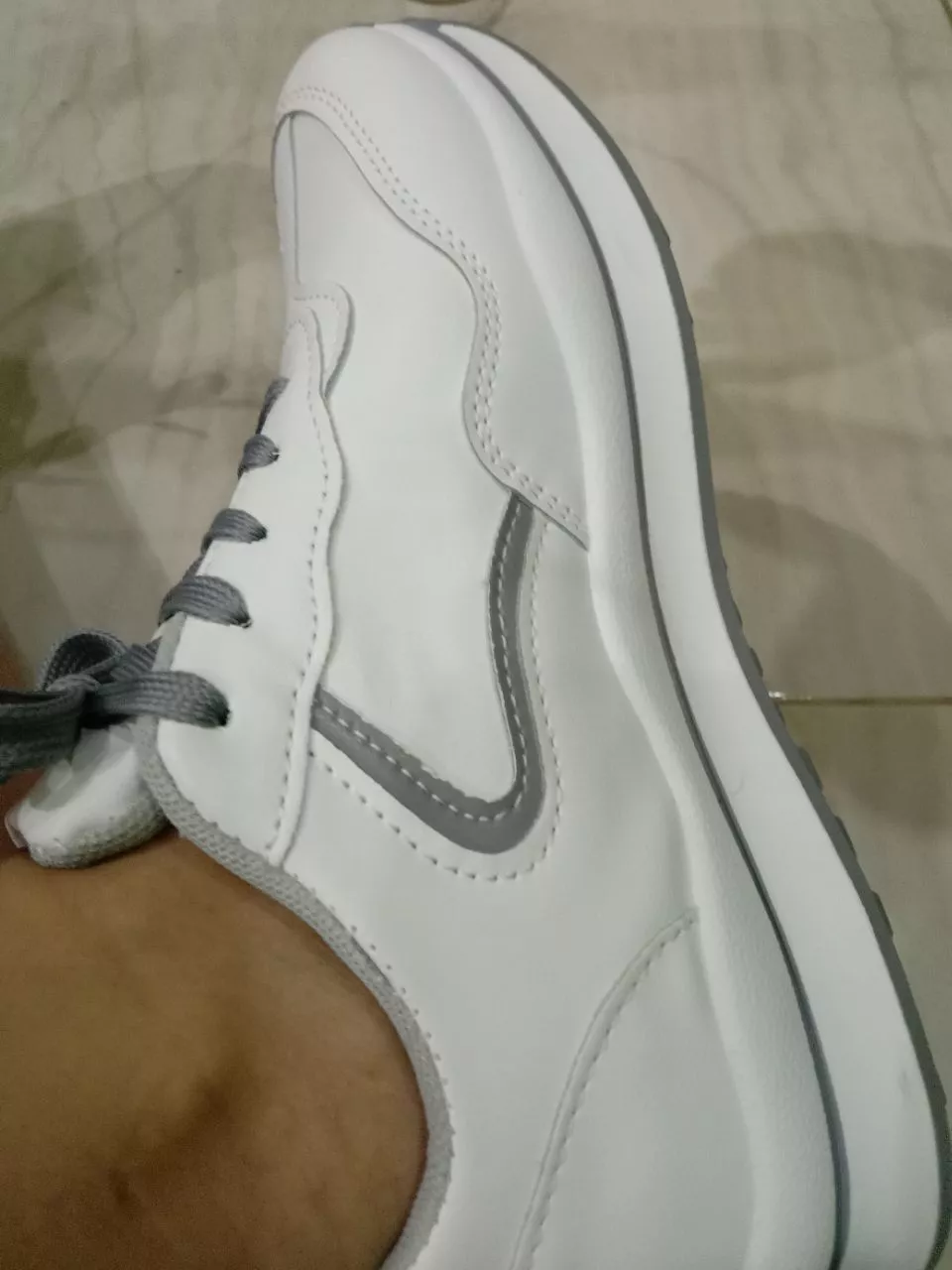 Vera Nevada Sepatu Sneakers Wanita Sport Shoes V01 - Foto ulasan pembeli