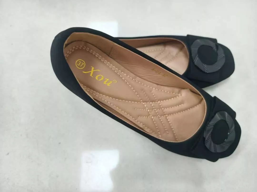 XOU Fashion Flatshoes Wanita Anti Selip Nyaman - Foto ulasan pembeli