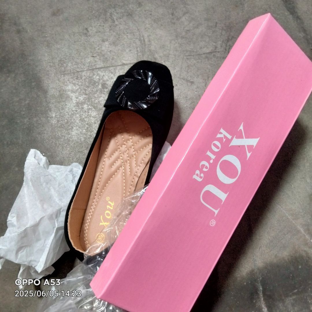 XOU Fashion Flatshoes Wanita Anti Selip Nyaman - Foto ulasan pembeli