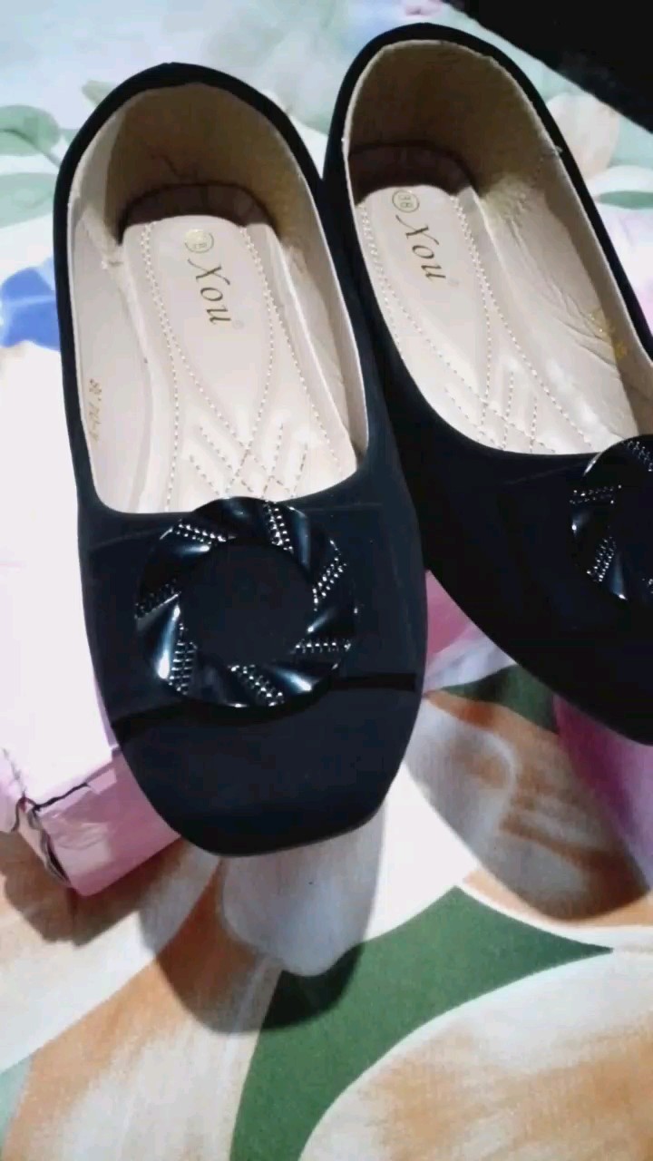 XOU Fashion Flatshoes Wanita Anti Selip Nyaman - Foto ulasan pembeli