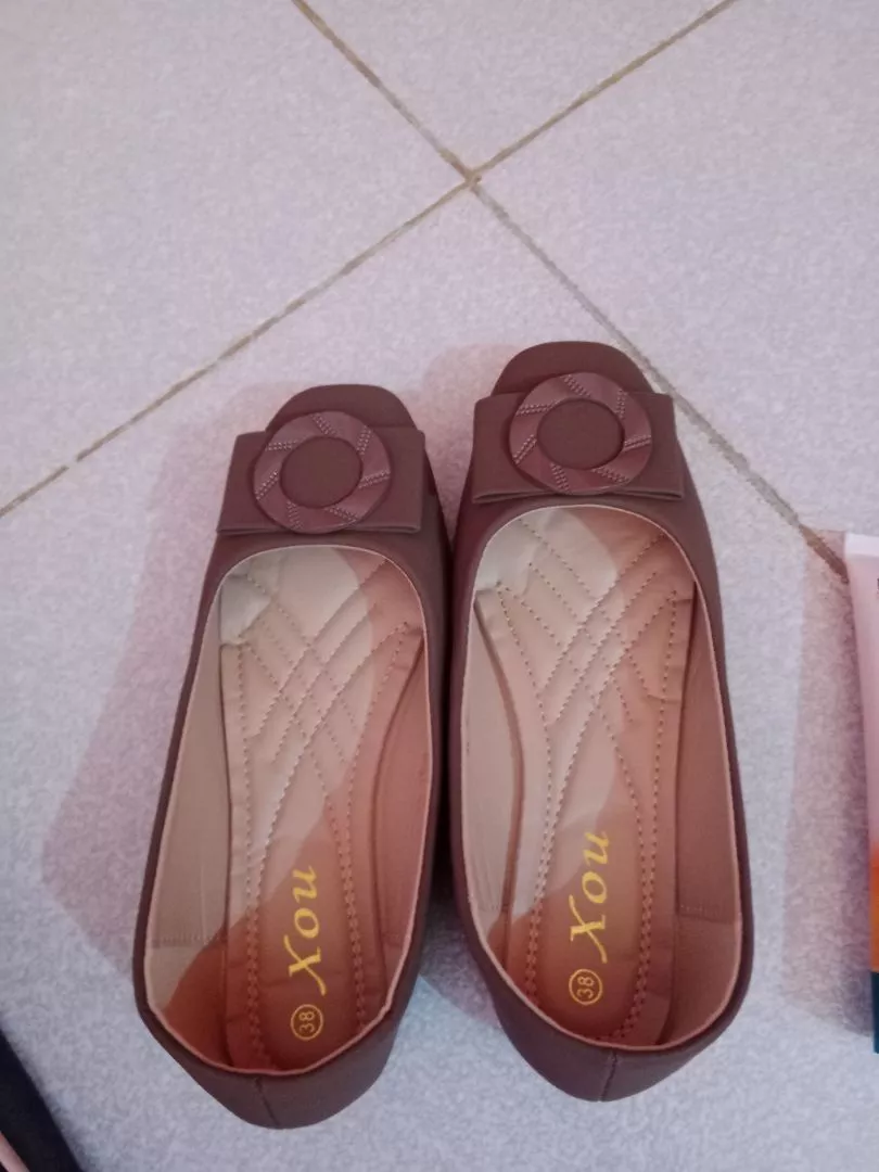 XOU Fashion Flatshoes Wanita Anti Selip Nyaman - Foto ulasan pembeli