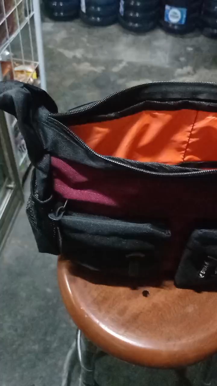 YMG I Tas Selempang Pria Pria Anderson - Foto ulasan pembeli