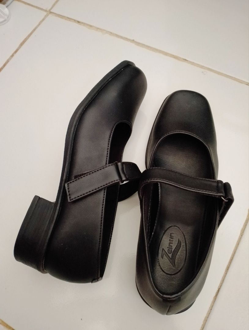 Zeintin - Sepatu Pantofel Wanita Kasual Formal Sepatu Kerja Paskibra Wanita ZO - Foto ulasan pembeli