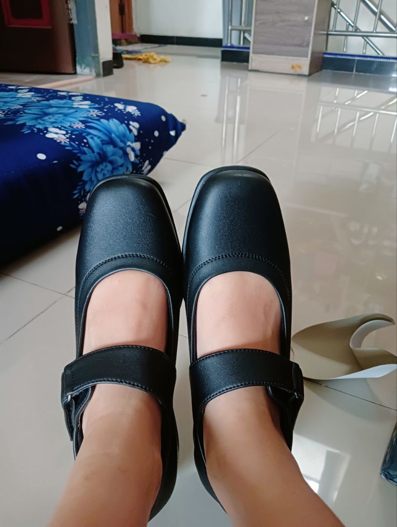 Zeintin - Sepatu Pantofel Wanita Kasual Formal Sepatu Kerja Paskibra Wanita ZO - Foto ulasan pembeli