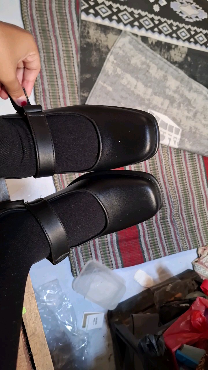 Zeintin - Sepatu Pantofel Wanita Kasual Formal Sepatu Kerja Paskibra Wanita ZO - Foto ulasan pembeli