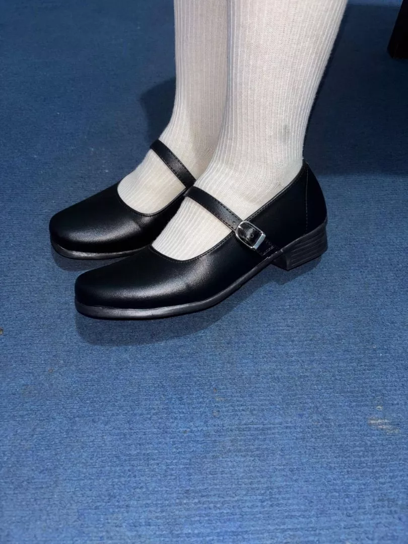 ZURA-Sepatu pantofel wanita paskibra hak 3cm - Foto ulasan pembeli