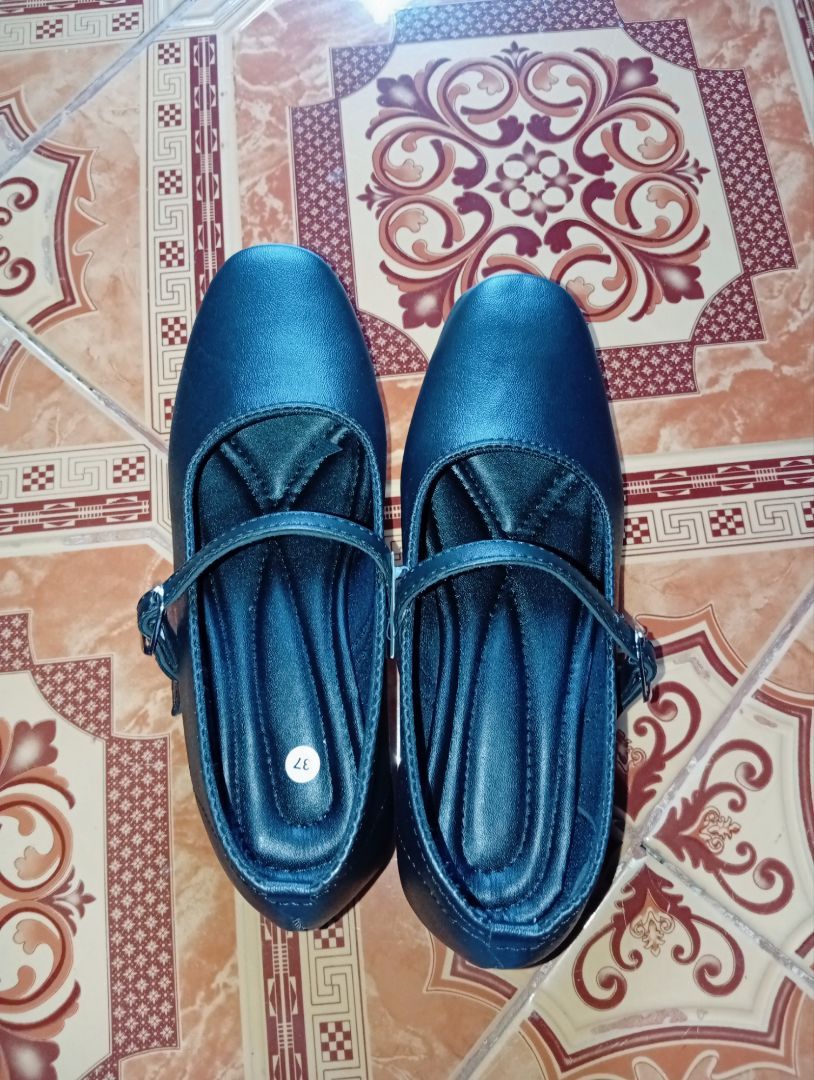 ZURA-Sepatu pantofel wanita paskibra hak 3cm - Foto ulasan pembeli