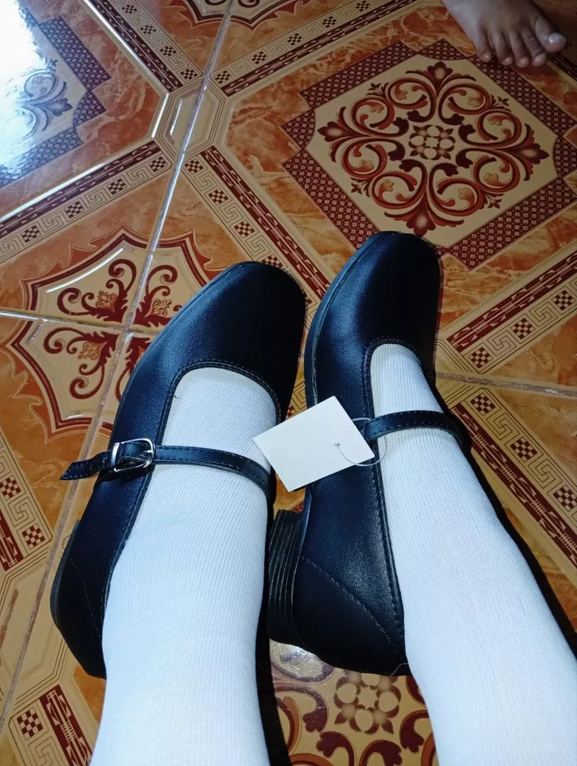 ZURA-Sepatu pantofel wanita paskibra hak 3cm - Foto ulasan pembeli